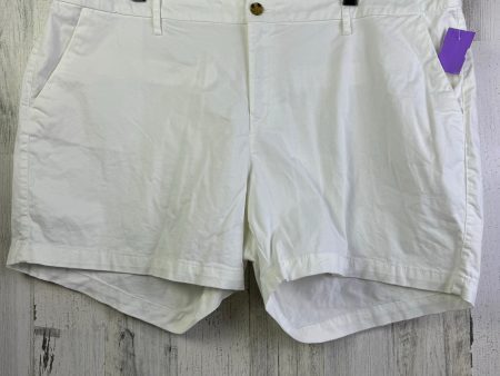 White Shorts Old Navy, Size 20 For Cheap