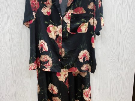 Floral Print Pajamas 2pc Express, Size L For Discount