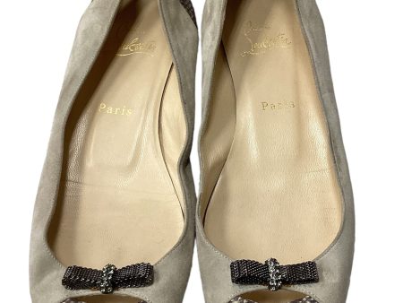 Beige Shoes Designer Flats Christian Louboutin, Size 7.5 For Sale