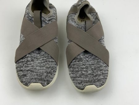 Grey Shoes Sneakers Clothes Mentor, Size 9 For Sale