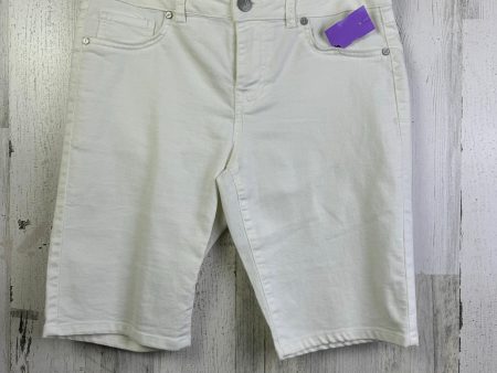 White Shorts D Jeans, Size 8 Fashion