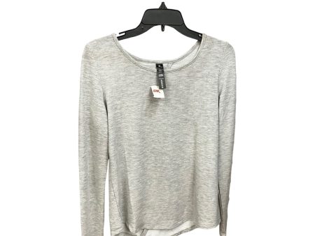 Grey Athletic Top Long Sleeve Crewneck Yogalicious, Size S Online Hot Sale