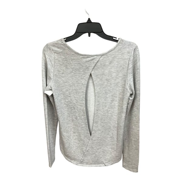 Grey Athletic Top Long Sleeve Crewneck Yogalicious, Size S Online Hot Sale